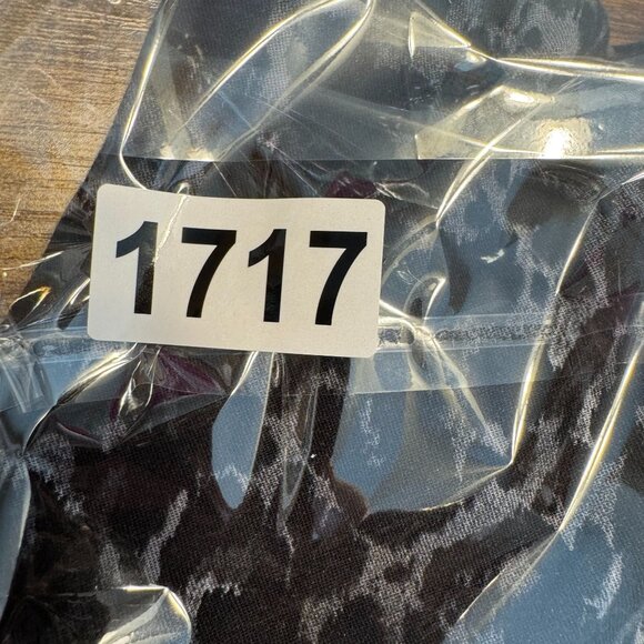 Torrid Womens Lace Up‎ Top Size 2x Lightweight Stretch Empire Waist Leopard - Picture 7 of 7